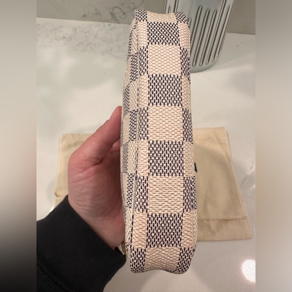 RARE Louis Vuitton Damier Azur Mini Pochette - Picture 12 of 17
